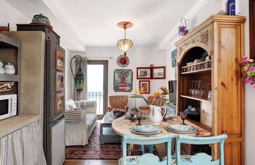 San Ambrosio House | Holiday Home 'La Casuca' with Sea View, Wi-Fi and Air Conditioning