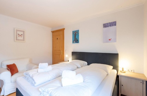 Kitzbuehel Villa | Holiday home in Kirchberg with sauna