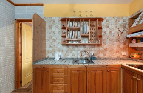 Las Casas House | Holiday Home 'Casa Rural Meridiano' with Sea View, Wi-Fi and Air Conditioning