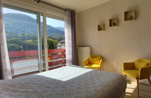 Saint-Pe-de-Bigorre House | Holiday Home "Gite de Peggy et Sylvain" with Mountain View, Garden & Wi-Fi