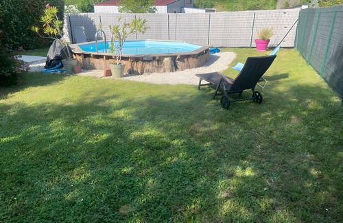Serrieres-de-Briord House | Holiday Home 'De Violette' with Mountain View, Private Pool and Wi-Fi