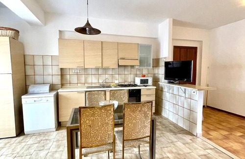 Sant'Alessio Siculo House | Holiday Home "La Grotta 2" with Mountain View, Private Terrace and Wi-Fi