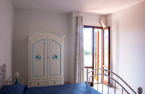 Calasetta House | Holiday home 100 meters from the Sottotorre beach