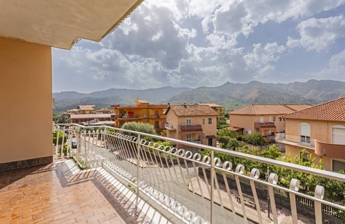 Gaggi House | Holiday Home 6km from Taormina