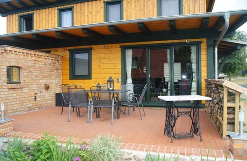 Kummerow House | Holiday home a high standard, just 50 meters to Spree