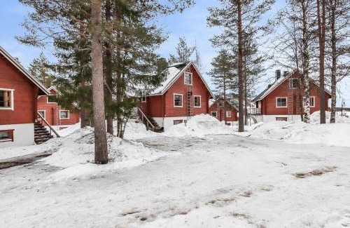 Kehys-Kainuu House | Holiday Home Alppikylä 4a paritalo by Interhome