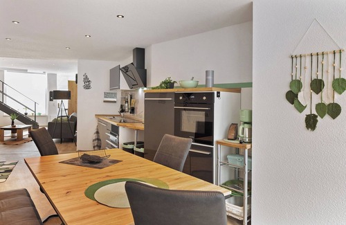 Salzwedel House | Holiday Home 'Am Nicolaiplatz' with Private Terrace, Private Garden and Wi-Fi