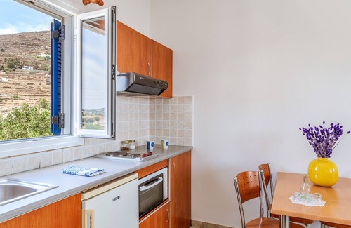 Agios Ioannis House | Holiday Home 'Anemologio 304 Tinos' with Sea View, Wi-Fi and Air Conditioning