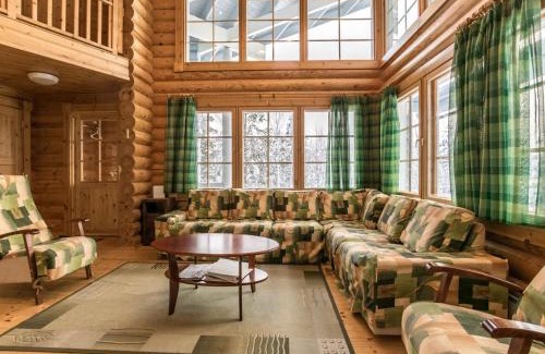 Kehys-Kainuu House | Holiday Home Aurinkoinen cottage by Interhome