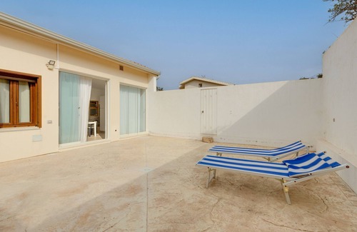 Sa Rocca Tunda House | Holiday Home 'Babbo House Sa Rocca Tunda' with Private Terrace