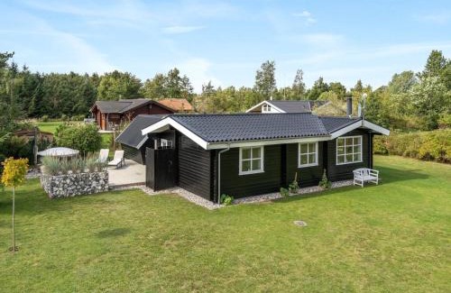 Ørsted House | Holiday Home Botwith - 400m from the sea by Interhome