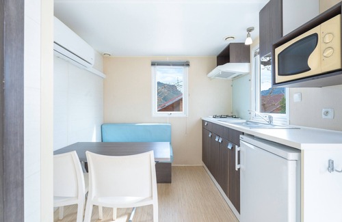 Barx House | Holiday Home 'BW 2018 II' with Mountain View, Wi-Fi and Air Conditioning