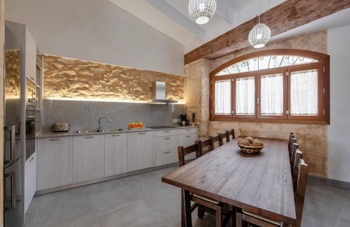 Randa House | Holiday Home Can Tianet with Mountain View, Pool, Wi-Fi & Terrace