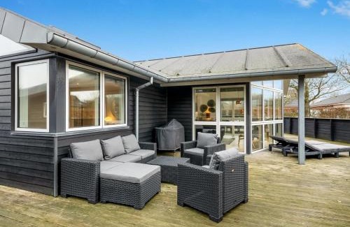 Sjaelborg House | Holiday Home Carlie - 250m to the fjord by Interhome
