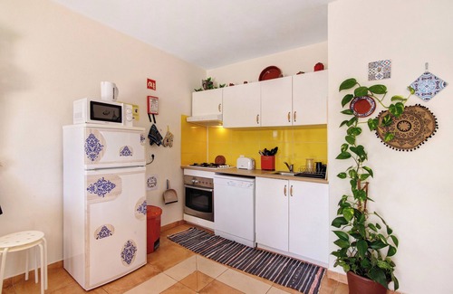 Loule House | Holiday Home 'Casa 3' with Shared Pool and Wi-Fi