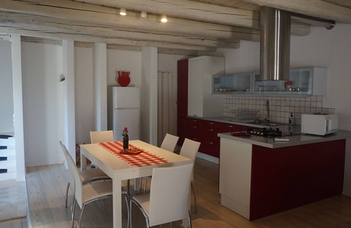 Stifanici Villa | HOLIDAY HOME CASA AVA