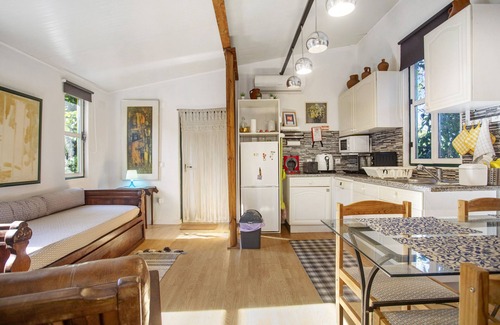 Nossa Senhora do Pranto House | Holiday Home "Casa Do Campo Dornes Três" with Shared Pool, Shared Garden & Wi-Fi
