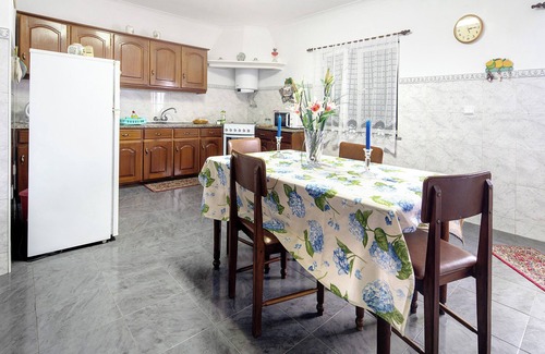 Angra do Heroismo House | Holiday Home 'Casa Das Hortênsias' with Sea View, Private Terrace and Wi-Fi