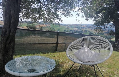 Tolentino House | Holiday Home "Casa degli Ulivi" with Private Pool & Wi-Fi