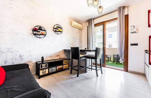 Su Planu House | Holiday Home 'Casa Di Pi' with Balcony, Wi-Fi and Air Conditioning