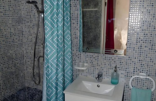 Aljezur House | Holiday Home 'Casa Do Gerd' with Mountain View, Private Terrace and Wi-Fi