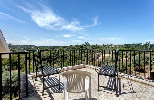 Ansiao House | Holiday Home 'Casa Do Pião - Turismo Rural' with Mountain View, Wi-Fi and Air Conditioning