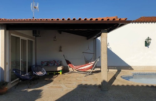 Rates House | Holiday Home 'Casa Do Terreiro' with Private Pool, Private Terrace and Wi-Fi