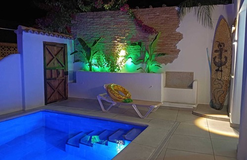 Punta Umbria House | Holiday Home 'Casa Alhamar' with Private Pool, Wi-Fi and Air Conditioning
