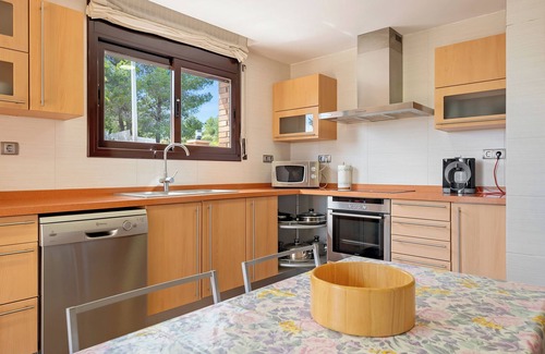 Roda de Bara House | Holiday Home 'Casa Tico' with Private Pool, Wi-Fi