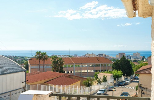 Torredembarra House | Holiday Home "Casa Manolo" with Shared Pool, Private Terraces & Shared Garden