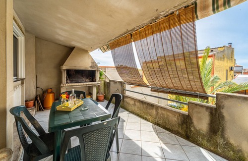 Assemini House | Holiday Home "Casa Flu" with Private Terrace & A/C