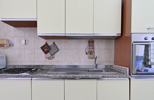 Torre di Bari House | Holiday Home "Casa Angelica Barisardo" close to the Sea with Private Garden & A/C