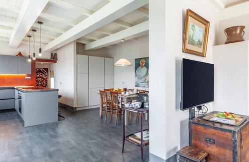 Massarosa House | Holiday Home 'Casa Lu' with Sea View, Wi-Fi and Air Conditioning