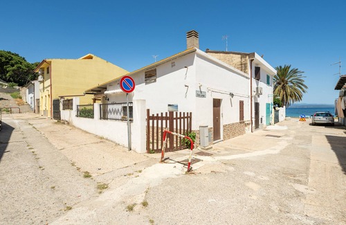 Maladroscia House | Holiday Home 'Casa Maladroxia' with Shared Terrace and Air Conditioning