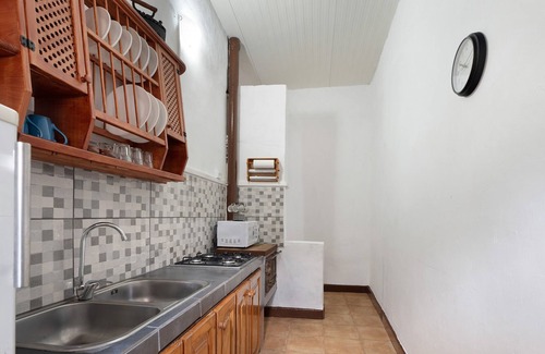Taibique House | Holiday Home 'Casa Maria Del Pilar' with Private Terrace and Private Garden