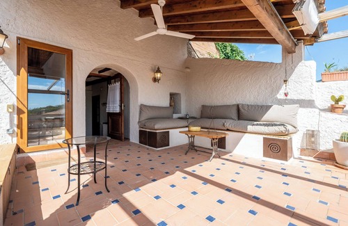 Almoster House | Holiday Home 'Casa Rústica Cal Mian' with Mountain View, Wi-Fi and Air Conditioning