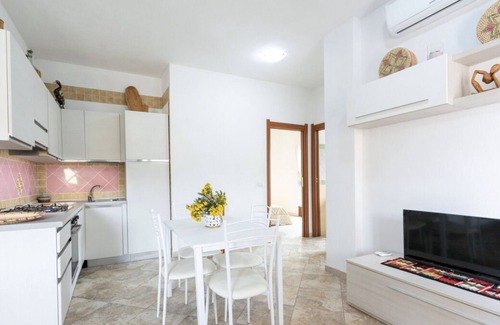 Buddittogliu Straulas House | Holiday Home 'Casa Suaraccia' with Mountain View, Wi-Fi and Air Conditioning