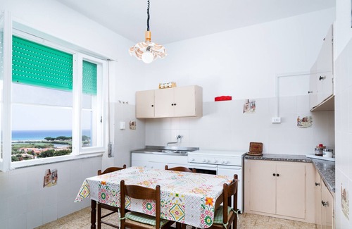 Iscra e Voes House | Holiday Home 'Casa Sa Petra Ruja' with Sea View, Private Terrace and Private Garden