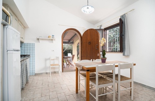 Orosei House | Holiday Home 'Casa Su Barone 1' with Private Terrace, Private Garden and Air Conditioning
