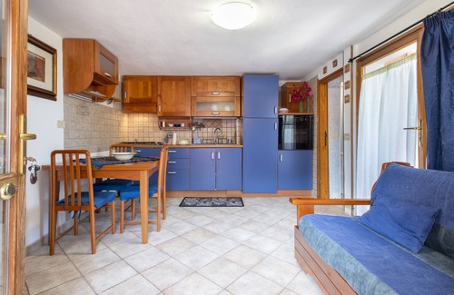 Sassari House | Holiday Home 'Casetta Brandinu' with Mountain View, Balcony & Wi-Fi