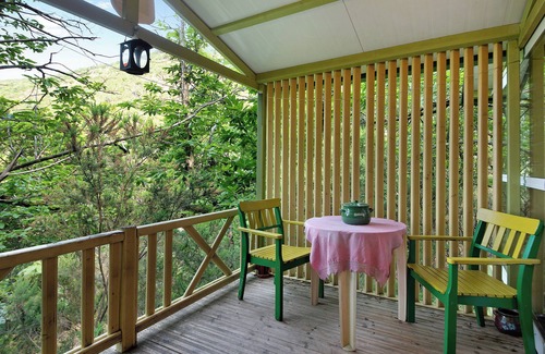 Casarza Ligure House | Holiday Home 'Chalet Nel Bosco' with Sea View, Shared Pool and Wi-Fi