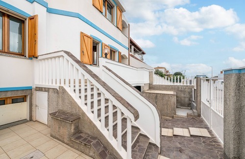 Calasetta House | Holiday Home 'Cri' with Sea View, Private Terrace and Air Conditioning