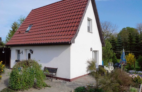Klein Kedingshagen House | Holiday home with terrace and garden plot