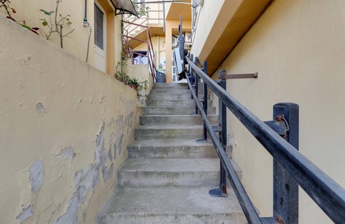 Guspini House | Holiday Home 'Domus Serci' close Centre with Terrace & A/C