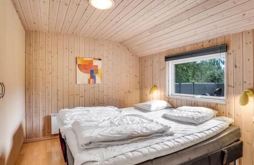 Kramnitse House | Holiday Home Dorde - 600m from the sea by Interhome