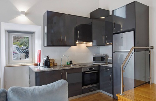 Nossa Senhora das Misericordias House | Holiday Home 'Dos Castelos' with Private Pool, Wi-Fi and Air Conditioning