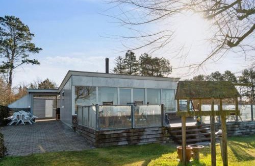 Skodshoved House | Holiday Home Dzavid - 10m from the sea by Interhome