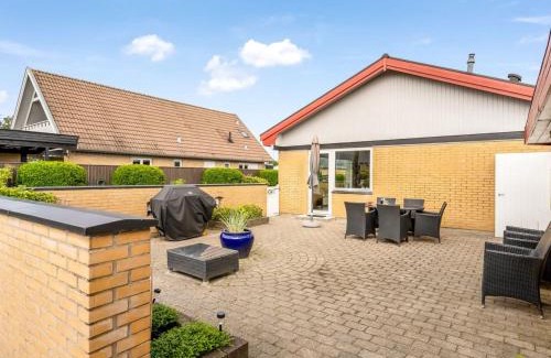 Skagen House | Holiday Home Elika - 1-5km from the sea by Interhome