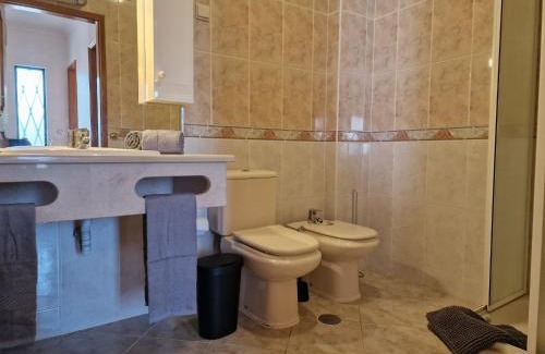Urbanizacao dos Calicos House | Holiday Home Elisia by Interhome