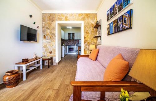 Mem Moniz House | Holiday Home Eugênia by Interhome